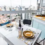 Ed Homelike Pinheiros by Okaeri Home - Ultimo Andar com Vista da Cidade - Metro Faria Lima- Internet 240MBPS - Garagem - Academia&Piscina